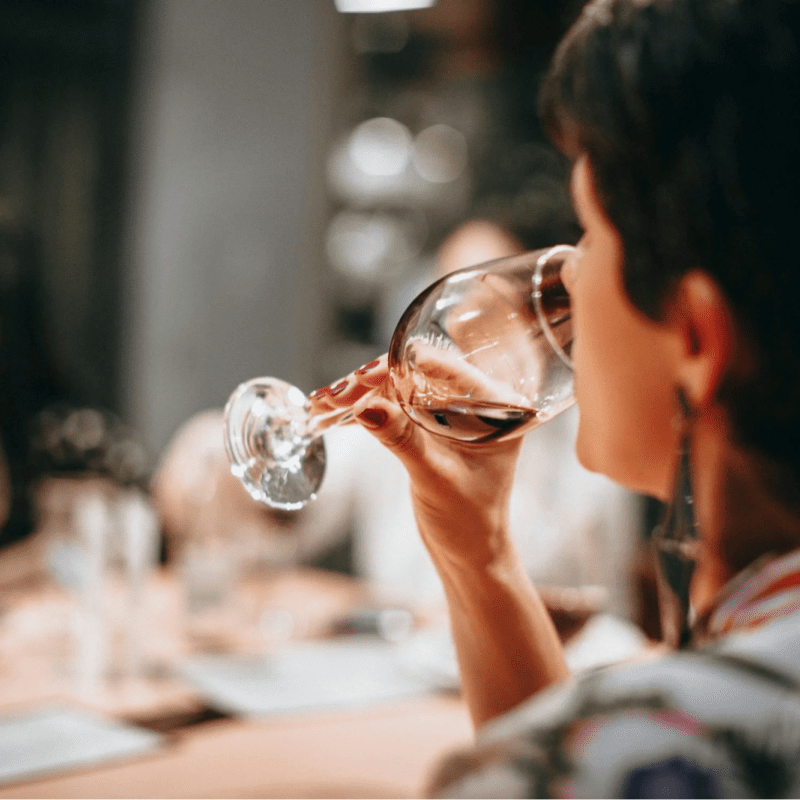 How to Eat and Drink with Invisalign